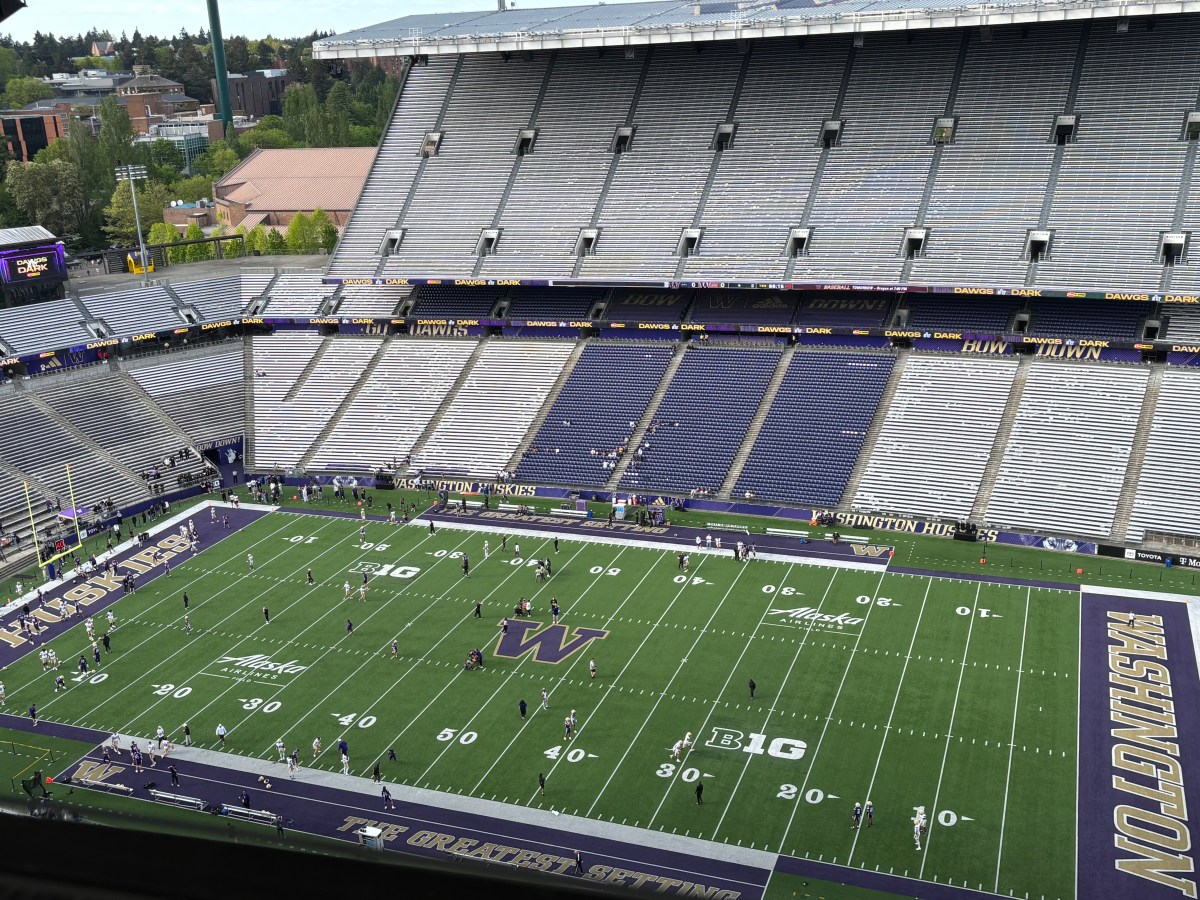 Three Huskies wide receivers that stood out at the Spring&nbsp;Game